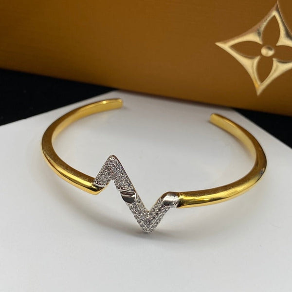<ORIELL>VOLTE UPSITE DOWN DIAMOND GOLD OPEN BRACELET
