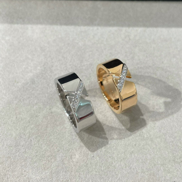 <ORIELL>LIENS EVIDENCE DIAOMOND RING